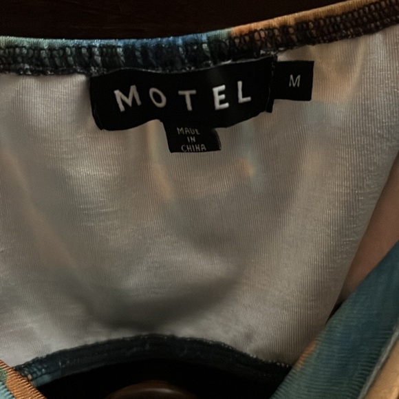 MOTEL ROCKS - sunset colored going out top - size medium - Picture 4 of 4